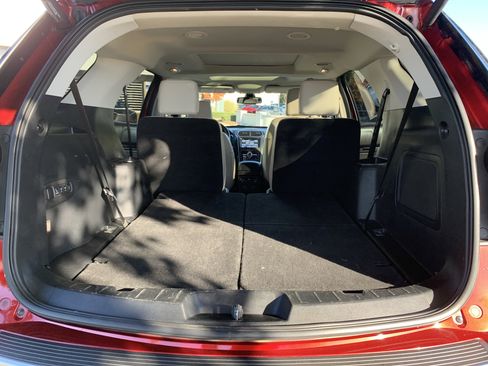 Used 2018 Ford Explorer Platinum image 34