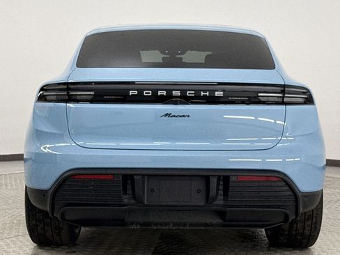 Used 2025 Porsche Macan Electric image 10