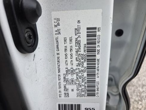 Used 2023 Toyota Tacoma SR5 RWD image 21