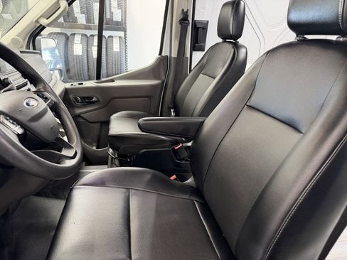 Used 2023 Ford Transit 250 Medium Roof RWD image 15