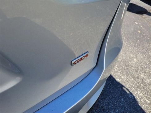 Used 2020 Kia Sorento LX image 7