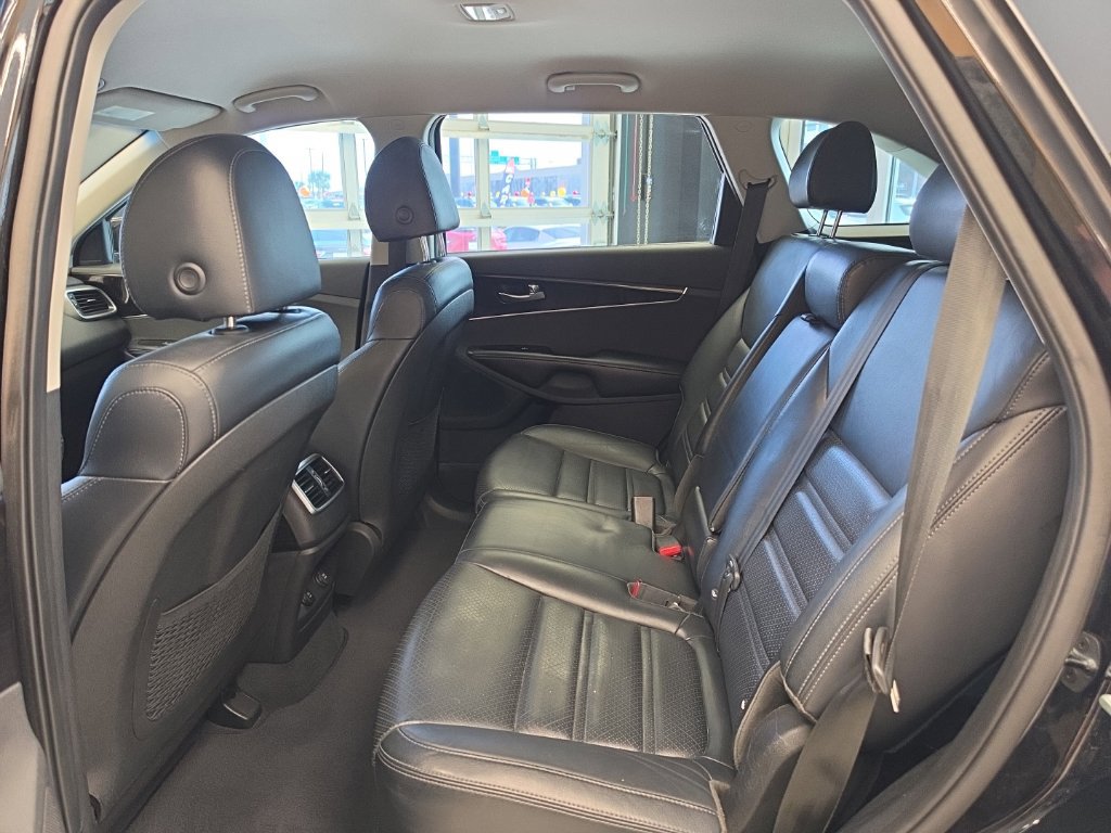 Used 2019 Kia Sorento EX FWD image 35