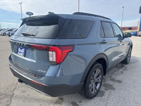 New 2026 Ford Explorer Active w/ Active Comfort Package image 5