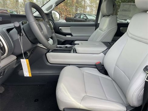 New 2026 Ford Expedition Max Active image 15