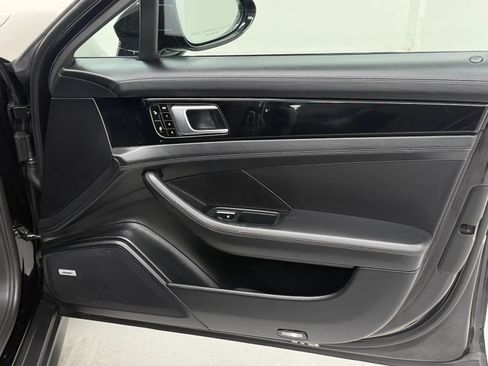 Used 2017 Porsche Panamera Turbo w/ Sport Chrono Package AWD/4WD image 26
