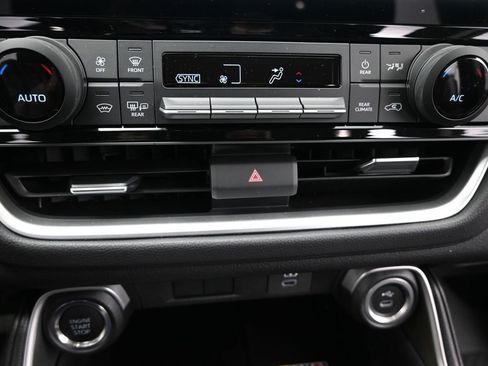 Used 2026 Toyota Grand Highlander XLE image 33