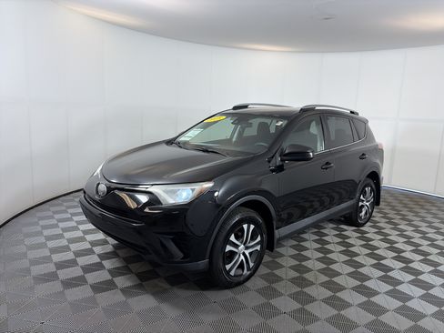 Used 2018 Toyota RAV4 LE w/ All Weather Liner Package AWD/4WD image 2