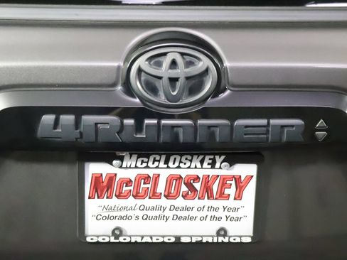 Used 2019 Toyota 4Runner Limited AWD/4WD image 8