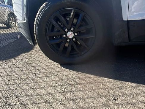 Used 2019 GMC Acadia SLT image 23