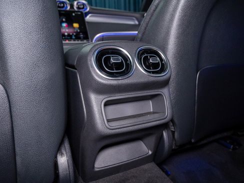 New 2026 Mercedes-Benz GLC 300 image 23