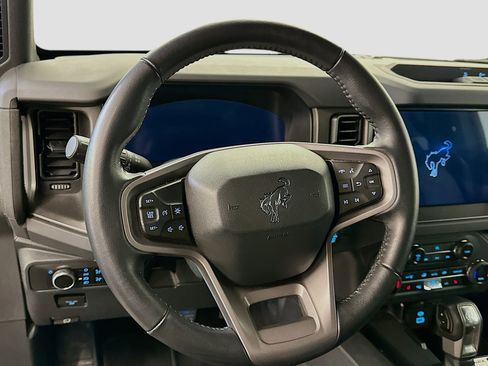 Used 2025 Ford Bronco Big Bend image 18