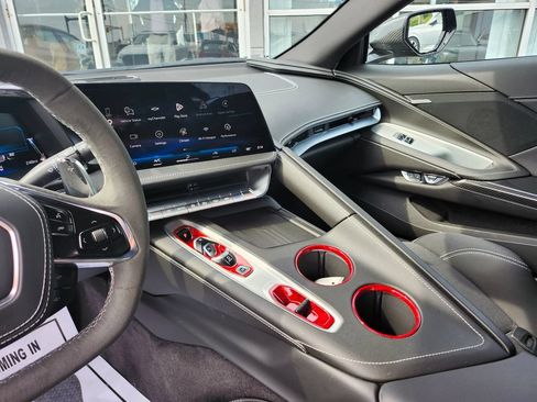 Used 2026 Chevrolet Corvette Stingray Coupe w/ Z51 Performance Package RWD image 8