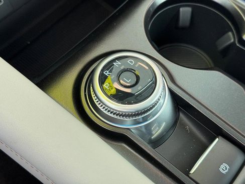 New 2026 Ford Explorer Active w/ Active Comfort Package image 24