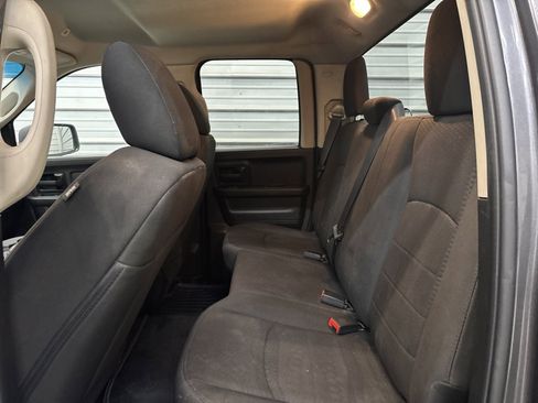 Used 2018 RAM 1500 Express w/ Express Value Package image 23