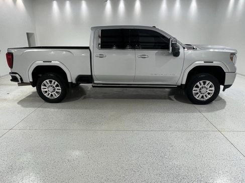 Used 2022 GMC Sierra 2500 Denali image 5