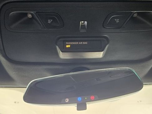 Used 2018 Chevrolet Camaro LT image 27