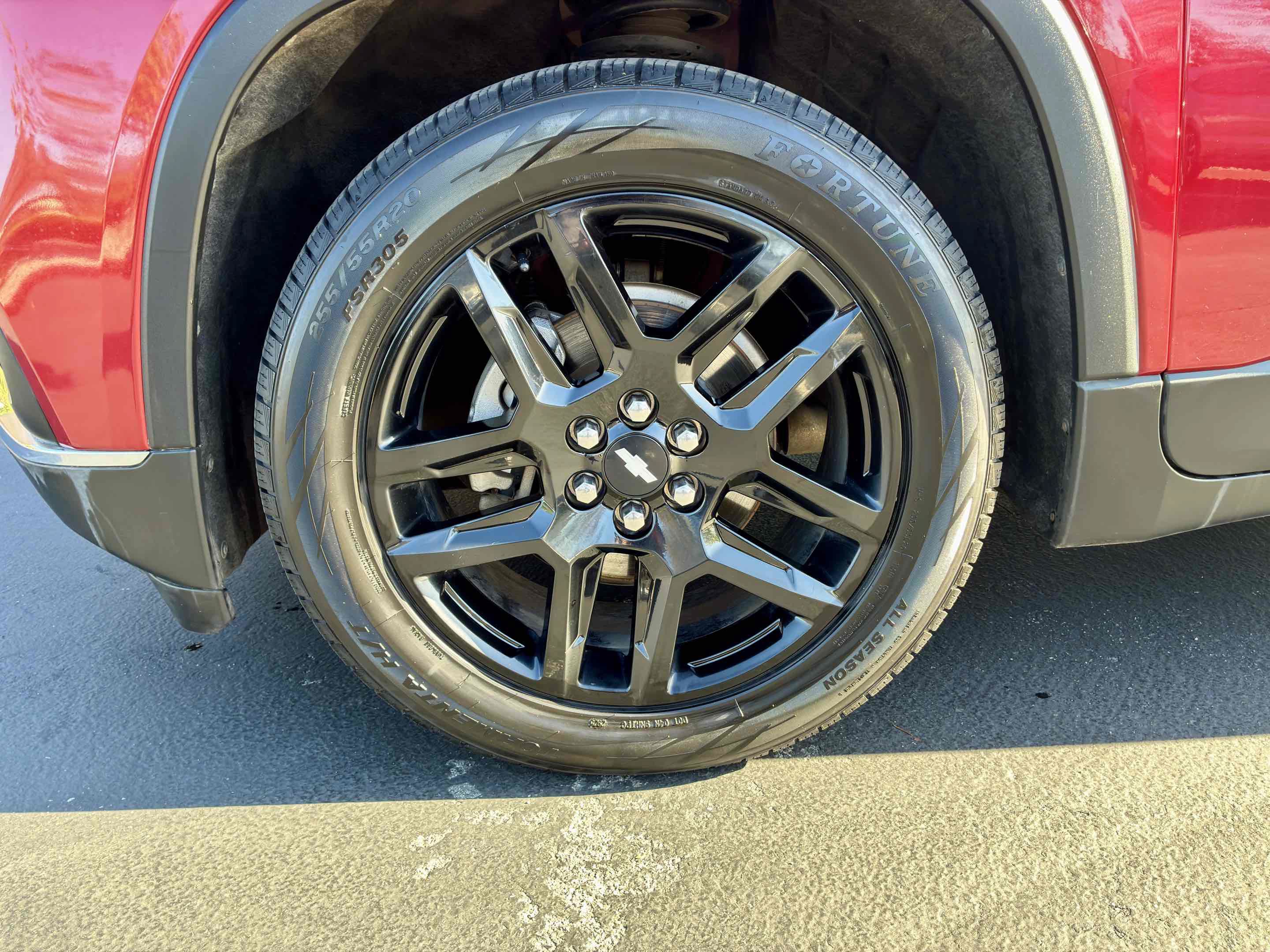 Used 2018 Chevrolet Traverse LT FWD image 11