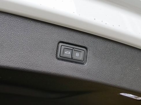 New 2026 Audi Q7 3.0T Premium Plus image 17