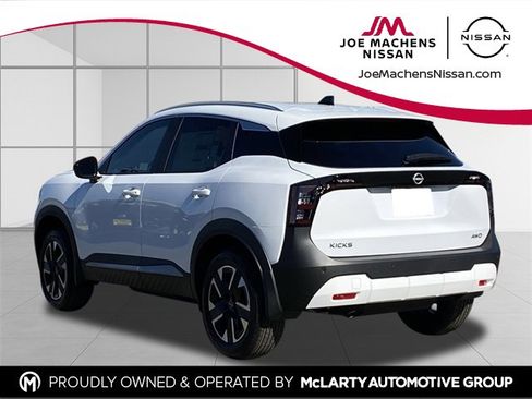 New 2026 Nissan Kicks SV w/ SV Premium Package image 3