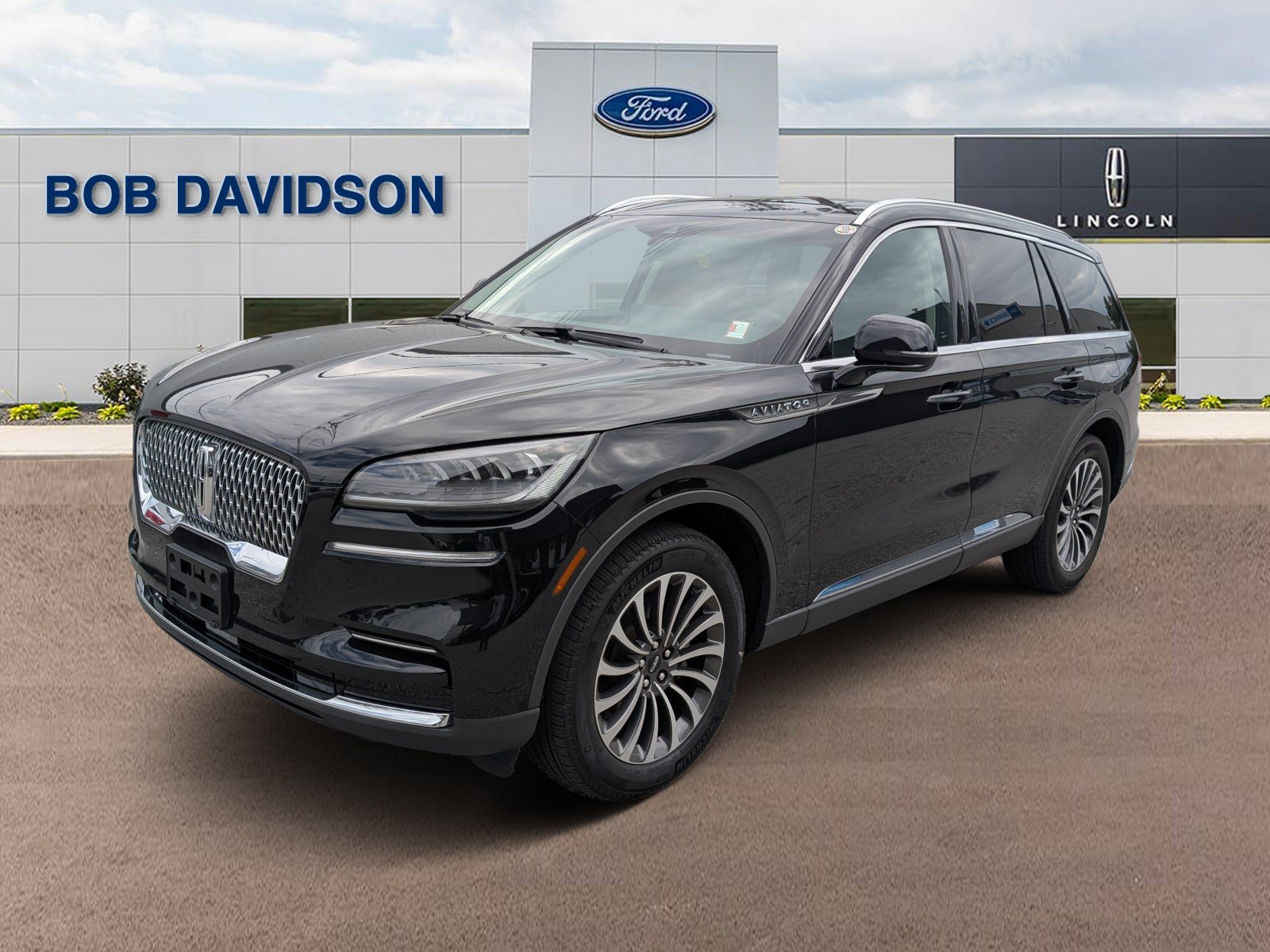 Certified 2023 Lincoln Aviator AWD w/ Premium Package image 1