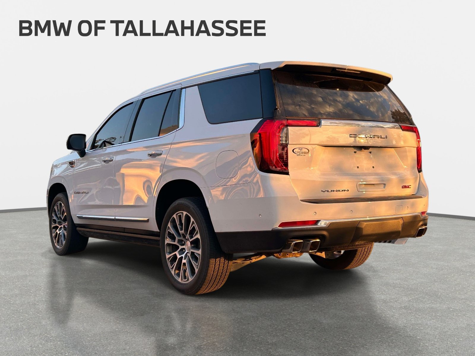 Used 2026 GMC Yukon Denali w/ Sun & Power Step Package RWD image 9