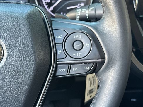 Used 2022 Toyota Camry SE FWD image 35