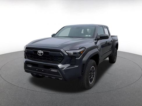 Used 2025 Toyota Tacoma TRD Off-Road image 5