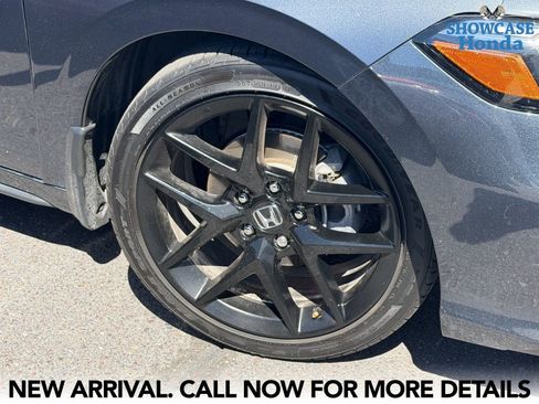 Used 2025 Honda Civic Sport image 6