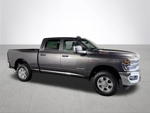 New 2026 RAM 2500 Big Horn AWD/4WD image 4