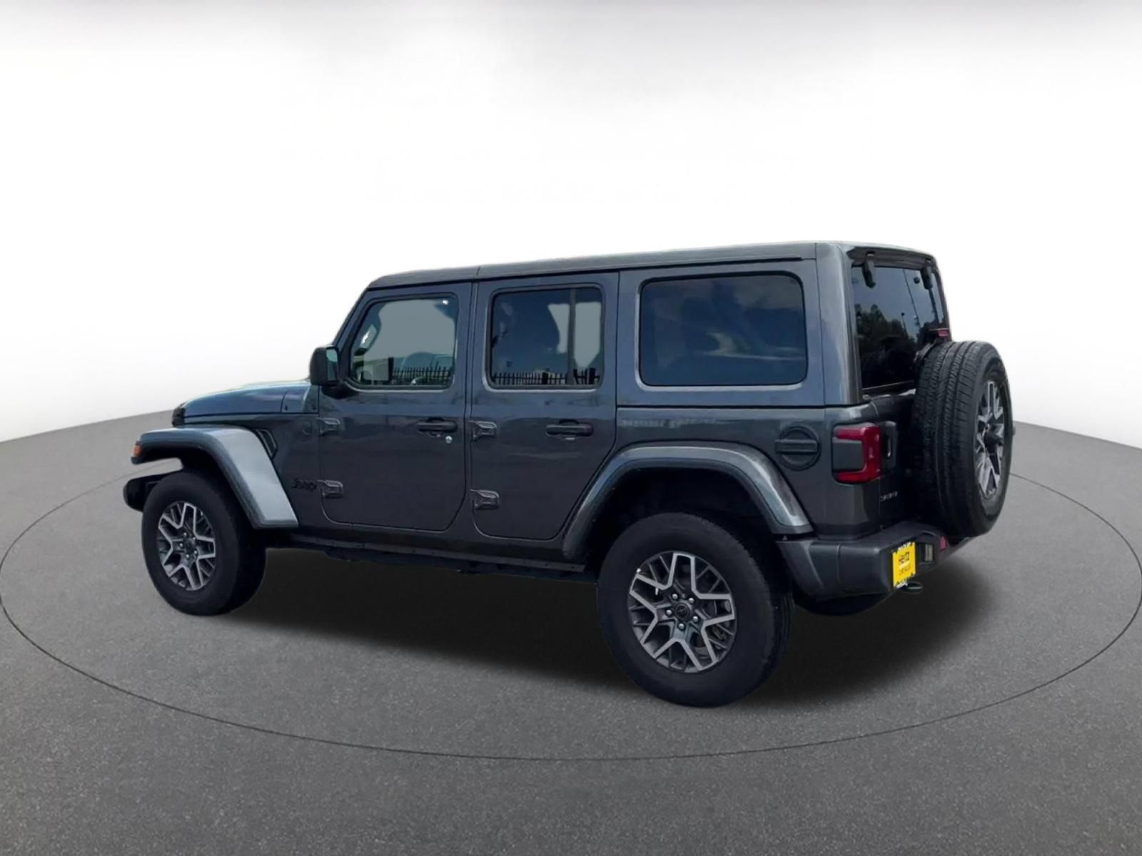 Used 2025 Jeep Wrangler Unlimited Sahara AWD/4WD image 9