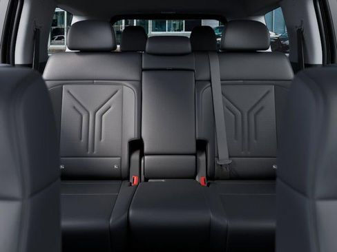 New 2026 Hyundai Santa Fe SEL FWD image 12
