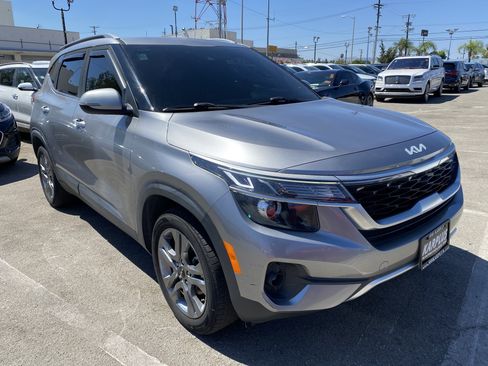 Used 2023 Kia Seltos S FWD image 8