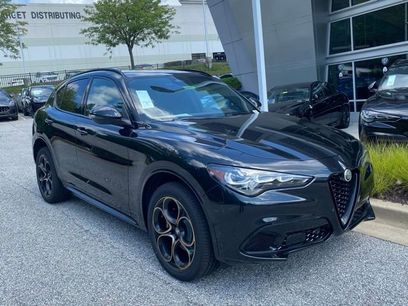 New 2025 Alfa Romeo Stelvio Sprint