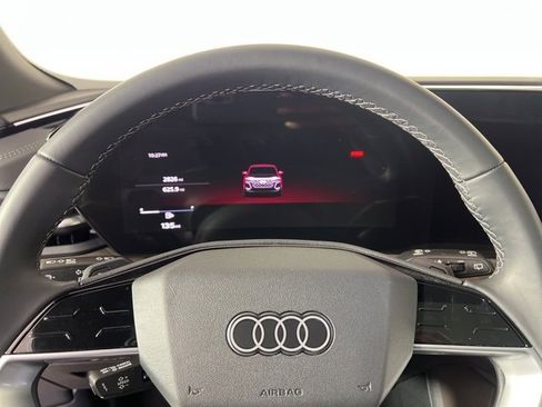 Used 2025 Audi Q5 Premium Plus w/ Premium Plus image 22