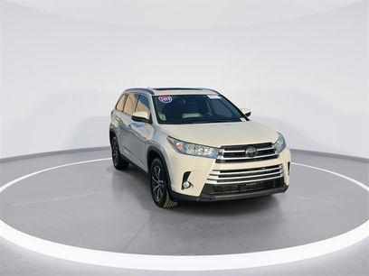 Used 2019 Toyota Highlander XLE
