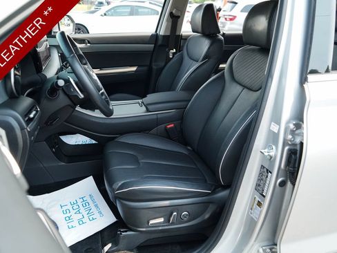 Used 2024 Hyundai Palisade SEL AWD/4WD image 6