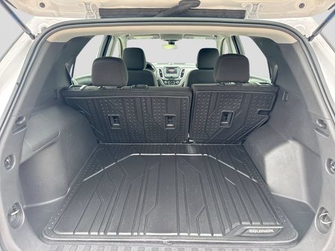 Used 2023 Chevrolet Equinox LS w/ LPO, Floor Liner Package AWD/4WD image 38