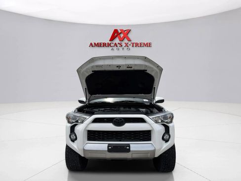Used 2019 Toyota 4Runner TRD Off-Road AWD/4WD image 65