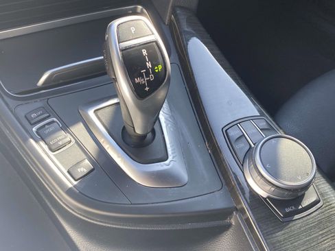 Used 2020 BMW 430i Coupe w/ Convenience Package image 23