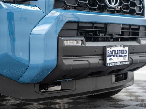 Certified 2025 Toyota 4Runner TRD Off-Road Premium w/ Tow Technology Package AWD/4WD image 15
