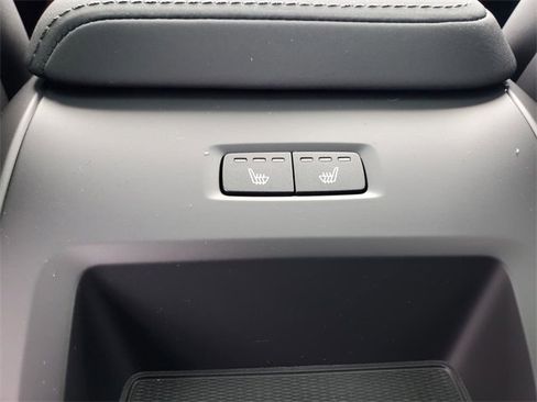 New 2026 Volvo XC60 B5 Plus w/ Protection Package Premier image 31