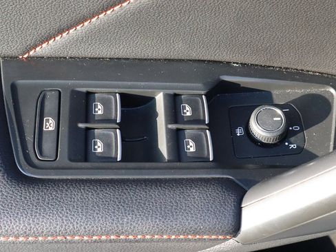 Used 2024 Volkswagen Tiguan Wolfsburg Edition image 14