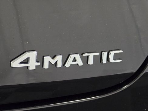 Used 2022 Mercedes-Benz CLA 250 4MATIC image 32