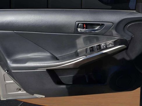 Used 2014 Lexus IS 250 image 16