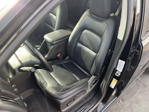 Used 2019 Chevrolet Colorado LT w/ Redline Special Edition AWD/4WD image 17