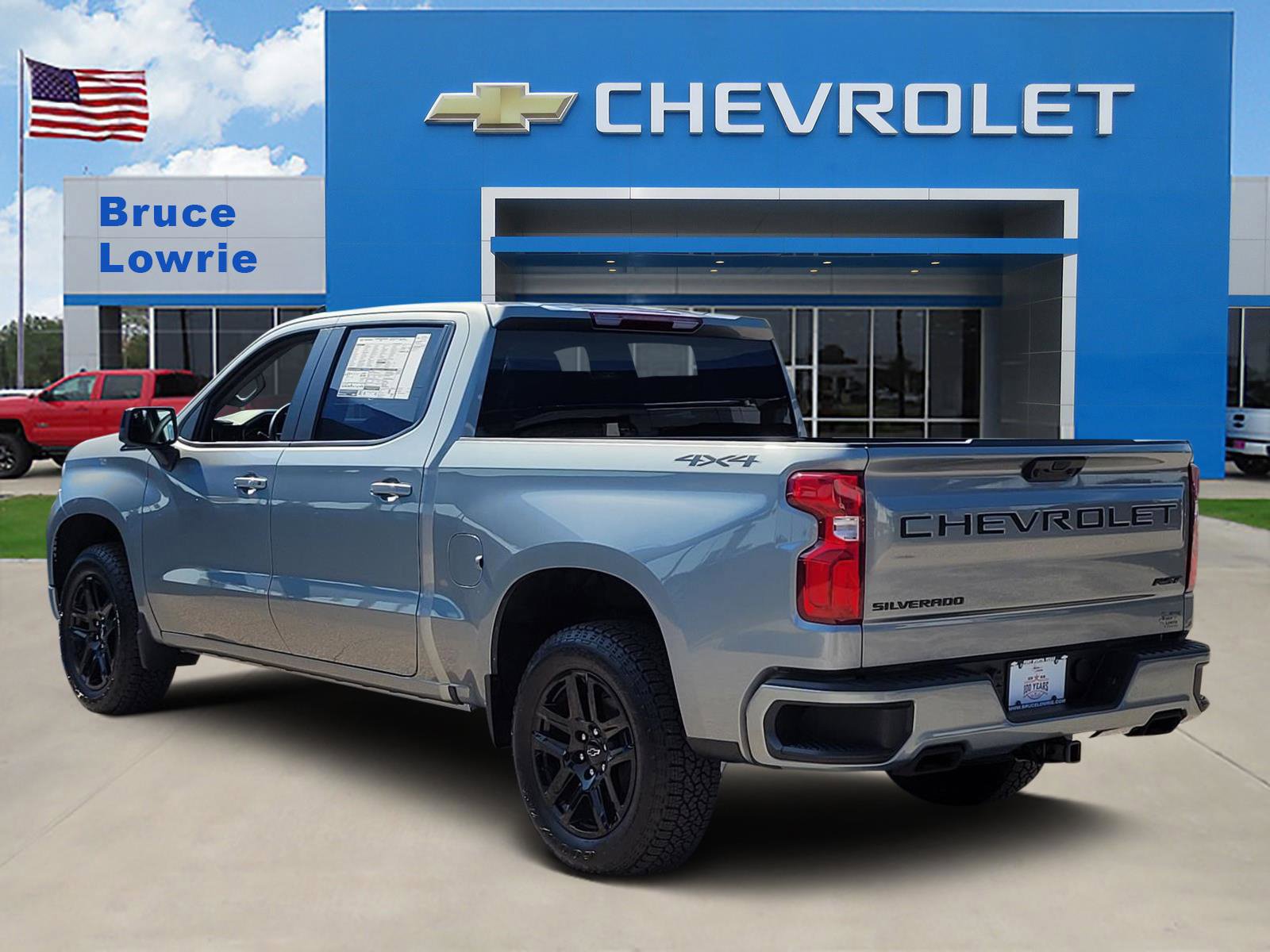 New 2026 Chevrolet Silverado 1500 RST w/ Dark Appearance Package AWD/4WD image 3