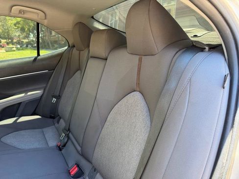 Used 2019 Toyota Camry LE w/ Carpet Mat Package FWD image 78