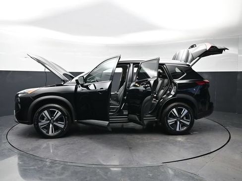 Used 2026 Nissan Rogue SL AWD/4WD image 33