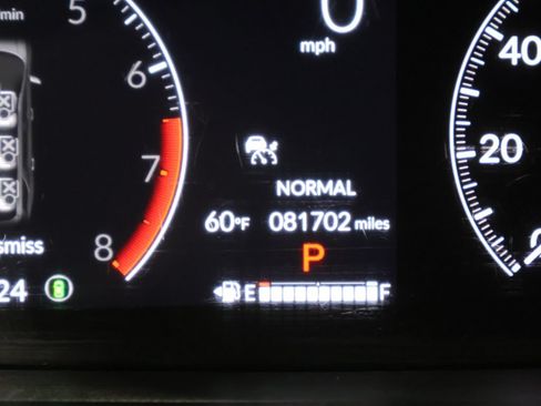 Used 2023 Honda Pilot Touring image 41