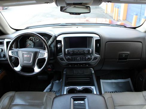 Used 2018 GMC Sierra 1500 SLT w/ SLT Premium Package image 43